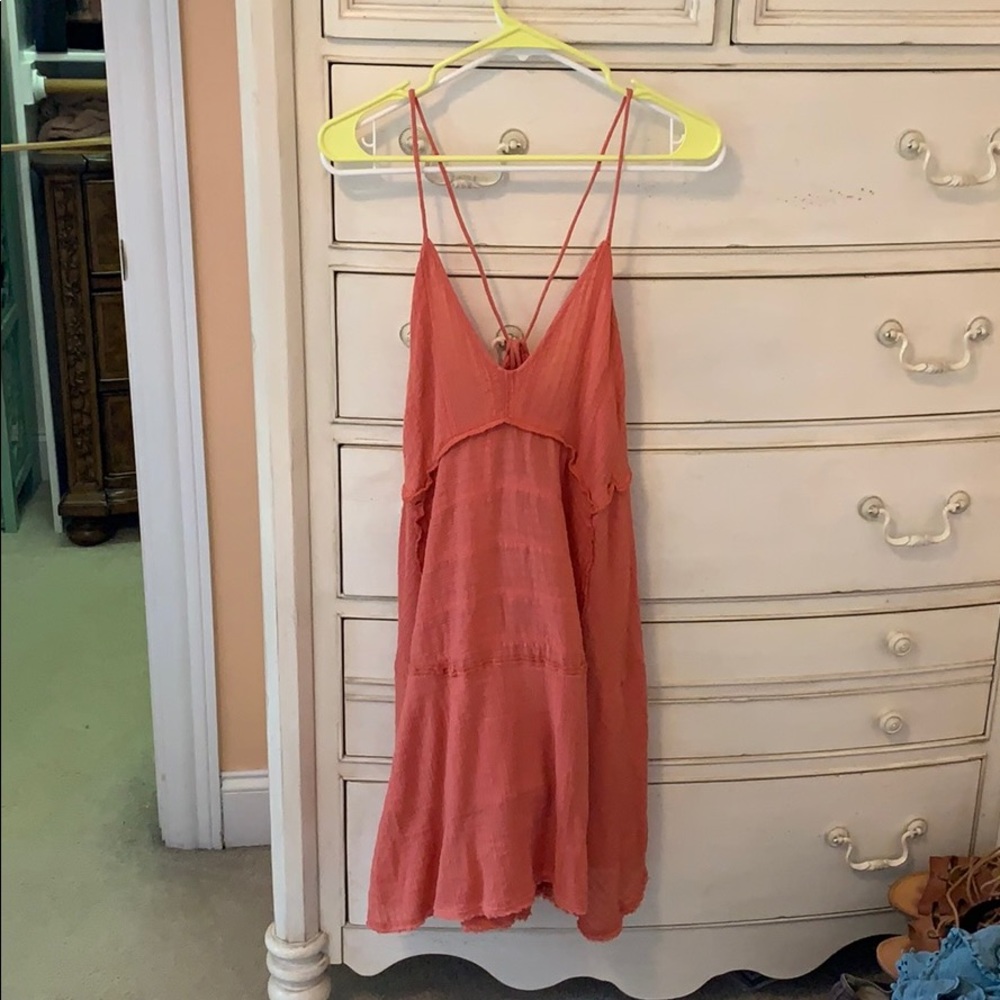 orange dress